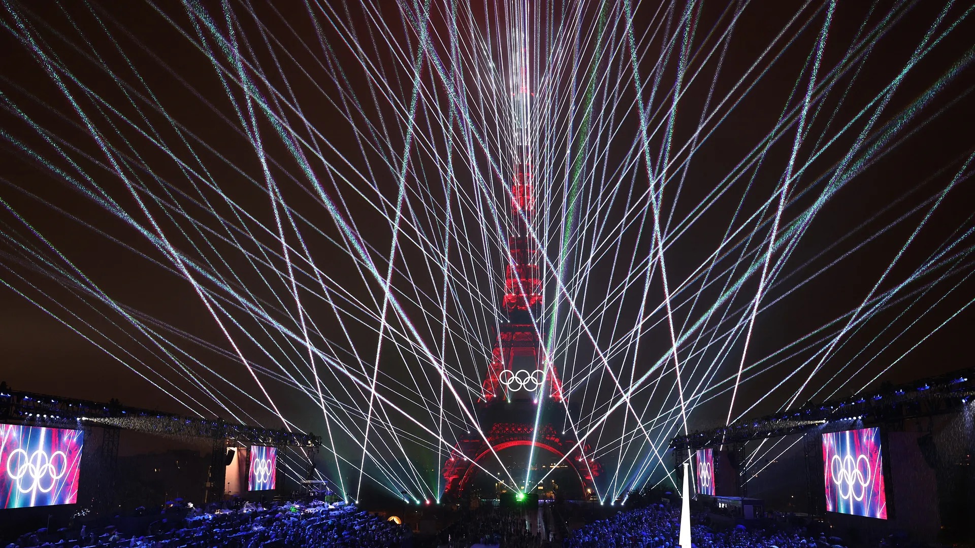 cerimonia apertura olimpiadi Pagiri 2024 Torre Eiffel